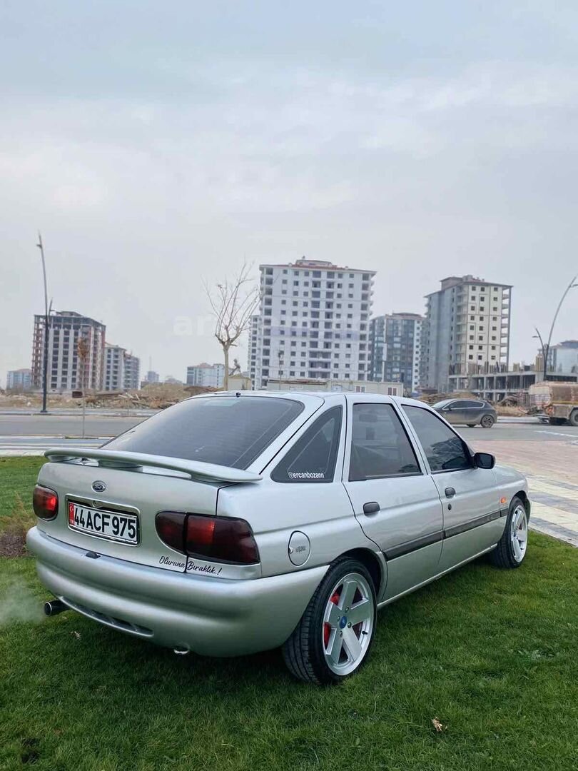 Sahibinden Ford Escort 1.6 CLX 1999 Model 6
