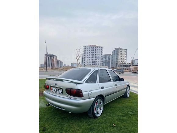 Sahibinden Ford Escort 1.6 CLX 1999 Model 