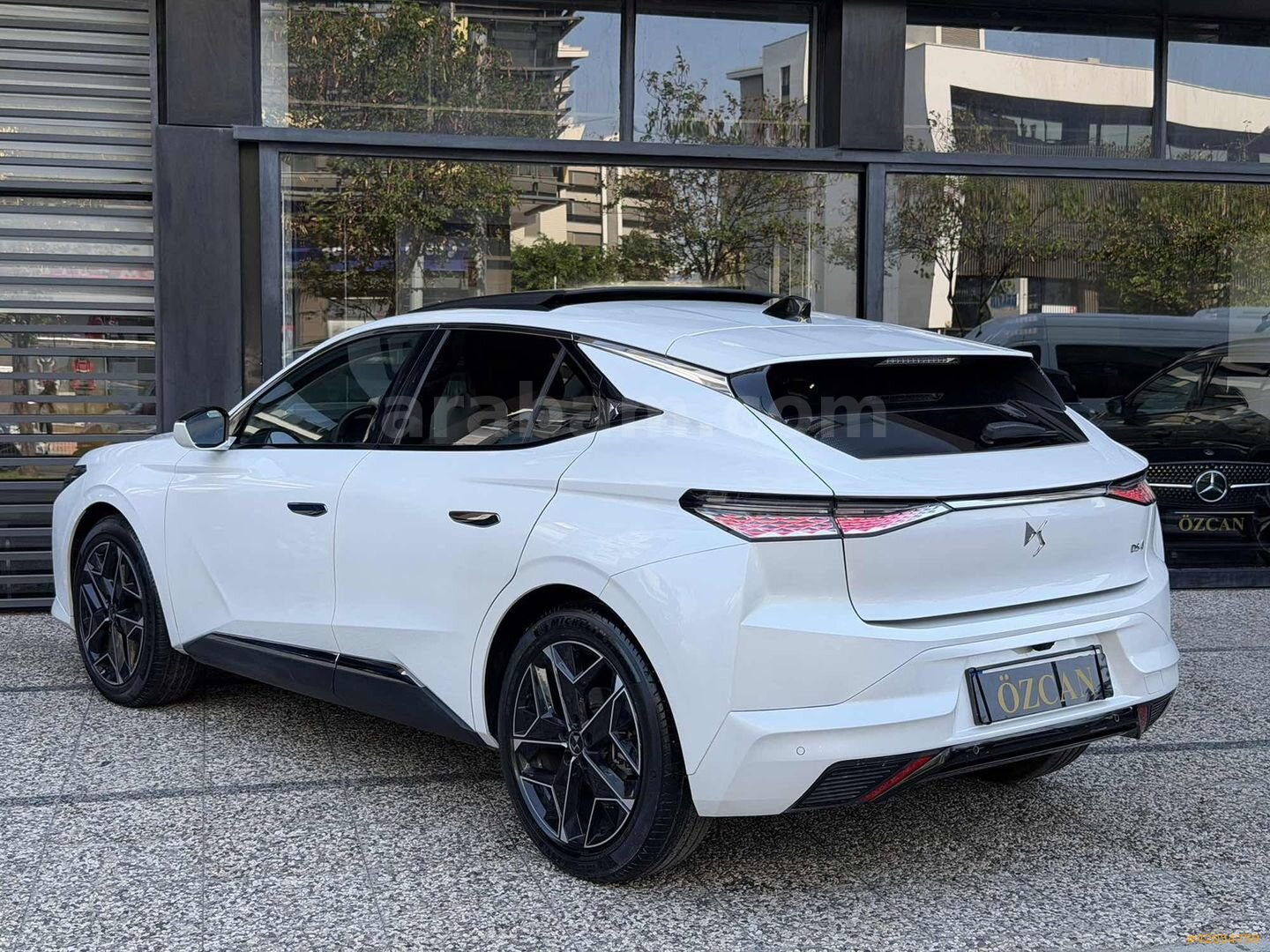 Galeriden DS Automobiles DS4 1.2 PureTech Pallas 2024 Model Antalya 45.000 km Beyaz 6