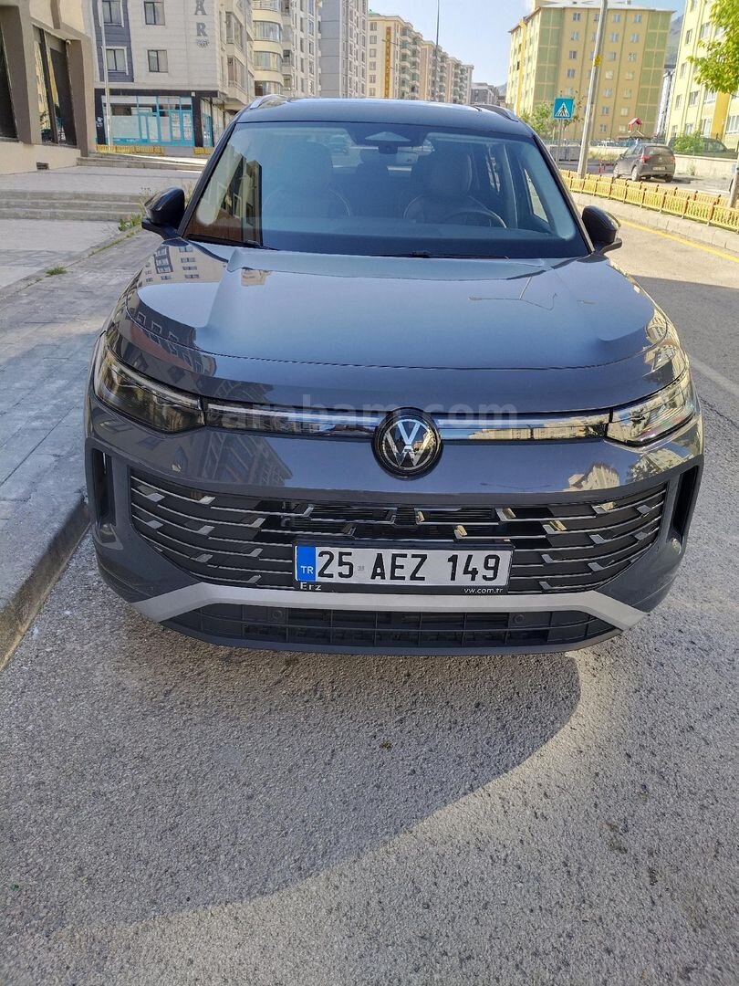 Sahibinden Volkswagen Tayron 1.5 e-TSI Elegance 2025 Model Erzurum 11.000 km Gri 2
