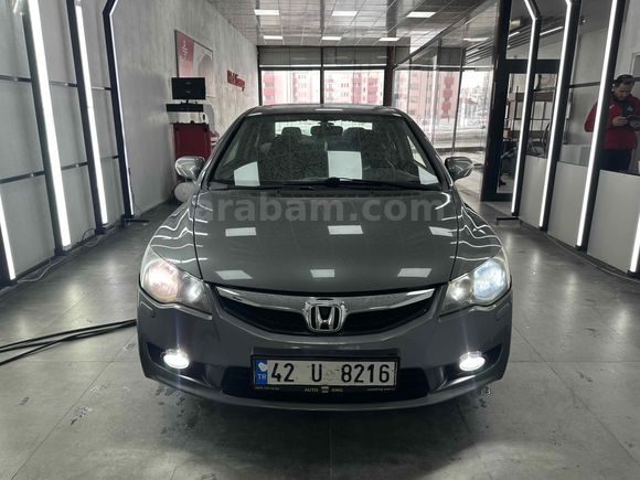 Sahibinden Honda Civic 1.6i VTEC Elegance 2011 Model 