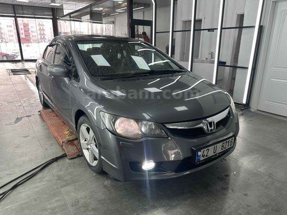 Sahibinden Honda Civic 1.6i VTEC Elegance 2011 Model 