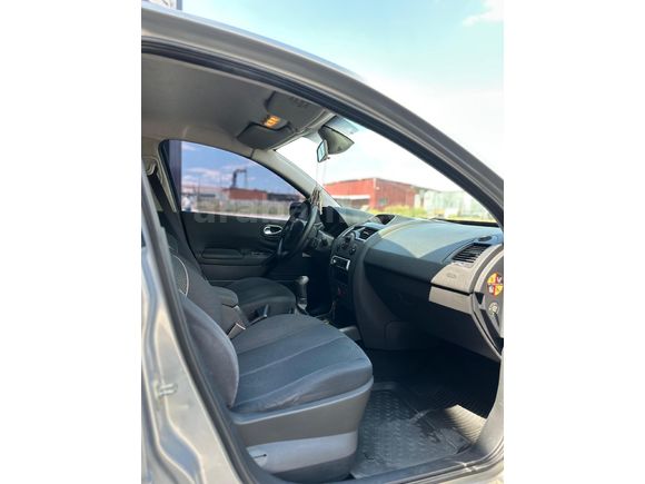 Sahibinden Renault Megane 1.6 Dynamique 2005 Model