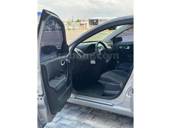 Sahibinden Renault Megane 1.6 Dynamique 2005 Model