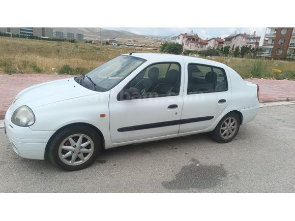 Sahibinden Renault Clio 1.4 2002 Model