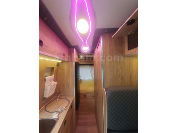 2016 model çift klimalı 285 bin km 17m3 2026 yapım Sahibinden Karavan Motokaravan Adana