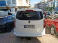 2025 MODEL KANGOO 1.5 BLUEDCİ ICONİC 8 BİN KMDE HATASIZ BOYASIZ