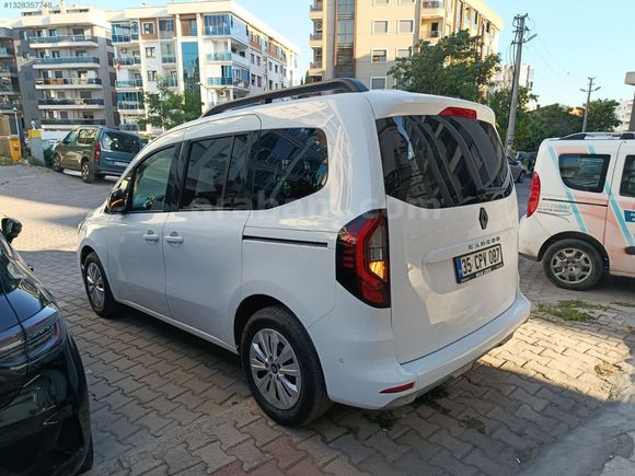 2025 MODEL KANGOO 1.5 BLUEDCİ ICONİC 8 BİN KMDE HATASIZ BOYASIZ