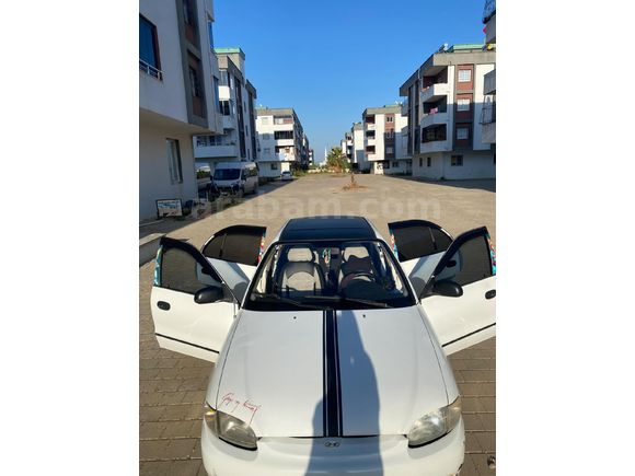 Sahibinden Hyundai Accent 1.5 GLS 1998 Model