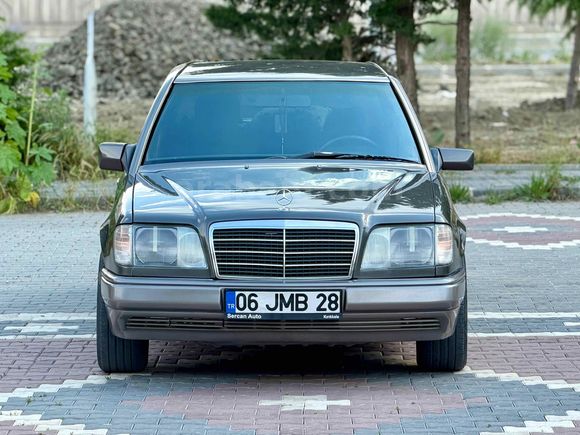 EMSALSİZ E200 OTOMATİK 