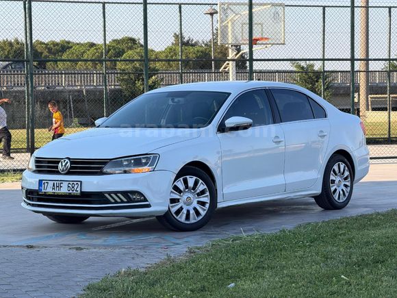 DAĞDEVİREN OTO'DAN 2015 VOLKSWAGEN JETTA 1.2 TRENDLEİN MANUEL