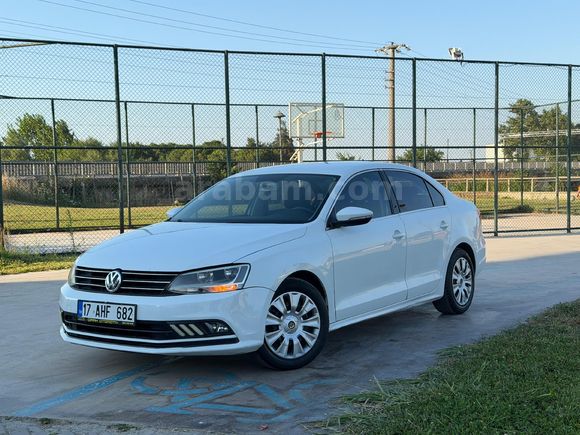 DAĞDEVİREN OTO'DAN 2015 VOLKSWAGEN JETTA 1.2 TRENDLEİN MANUEL