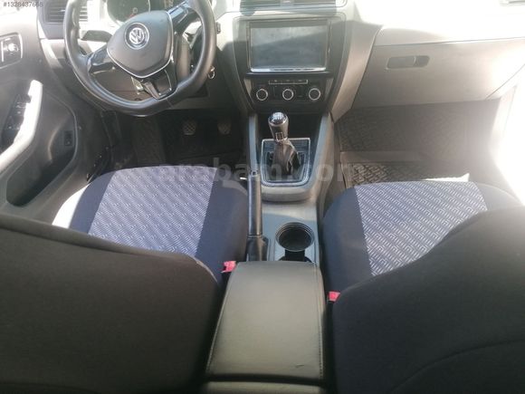 DAĞDEVİREN OTO'DAN 2015 VOLKSWAGEN JETTA 1.2 TRENDLEİN MANUEL