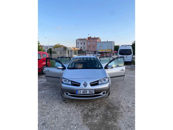 Sahibinden Renault Megane 1.5 dCi Authentique 2009 Model 