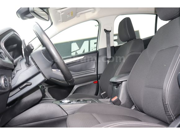 MBSBÜYÜKSOYLUDAN 2024 MODEL FORD FOCUS 1.5 ECOBLUE TITANIUM STİL
