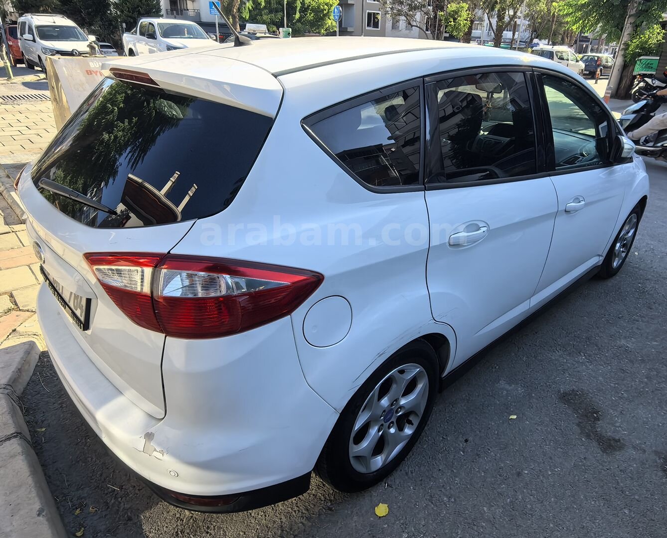 Galeriden Ford C-Max 1.6 Trend 2013 Model İzmir 185.000 km Beyaz 7
