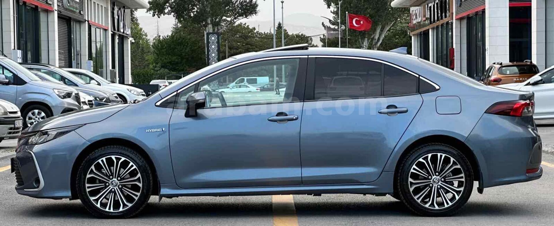 Galeriden Toyota Corolla 1.8 Hybrid Flame X-Pack 2020 Model Konya 64.000 km Mavi (metalik) 7