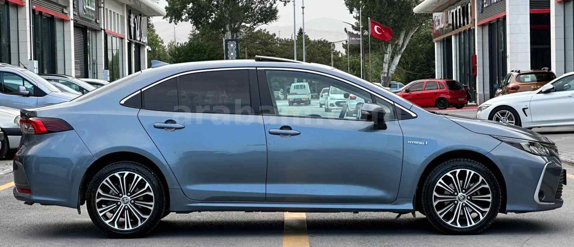 Galeriden Toyota Corolla 1.8 Hybrid Flame X-Pack 2020 Model Konya 64.000 km Mavi (metalik) 6