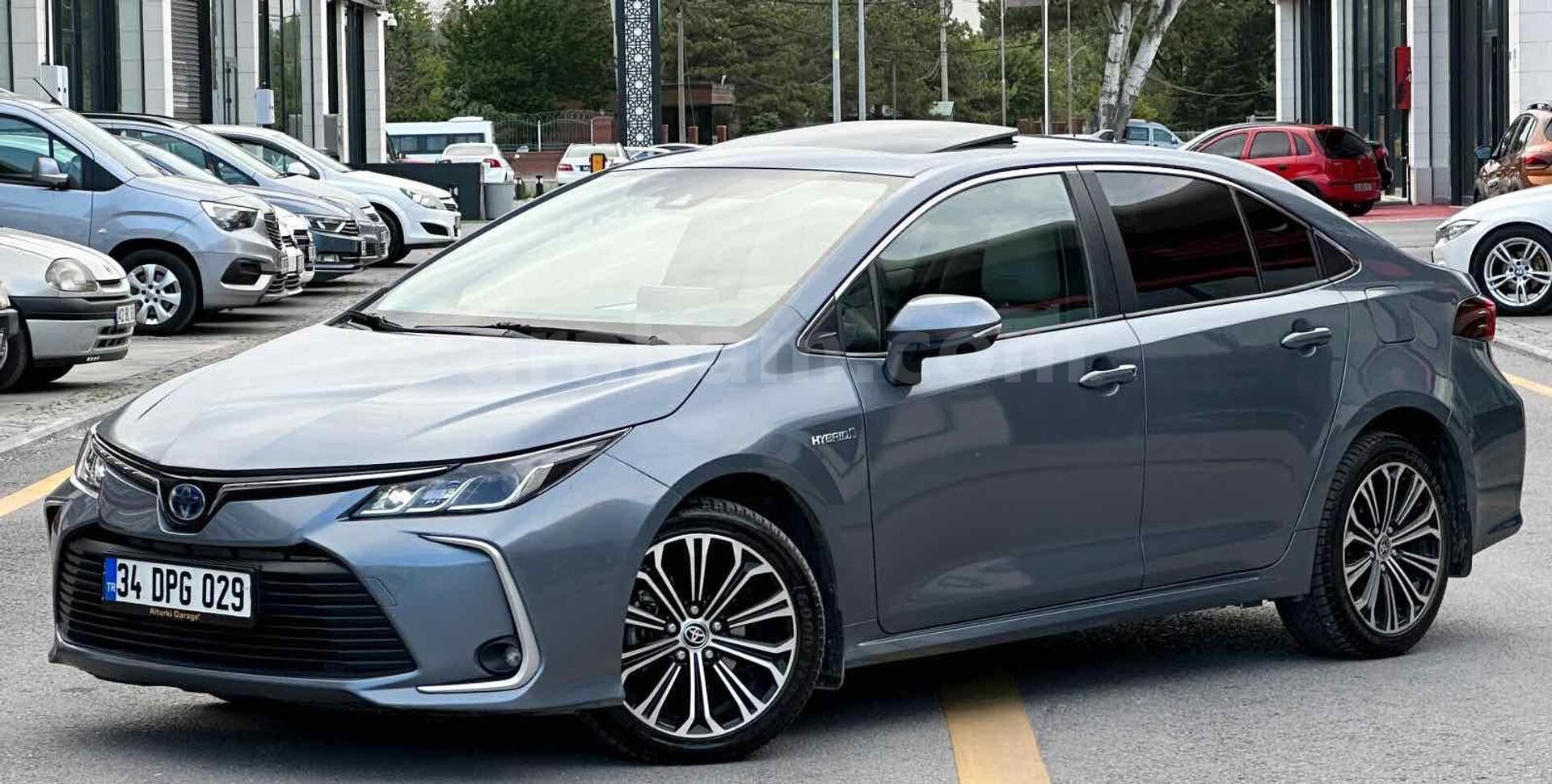 Galeriden Toyota Corolla 1.8 Hybrid Flame X-Pack 2020 Model Konya 64.000 km Mavi (metalik) 3