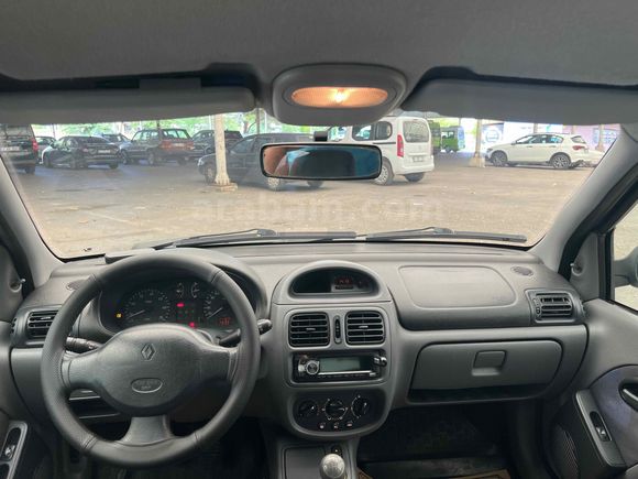 Sahibinden Renault Clio 1.4 RTA 2001 Model İstanbul
