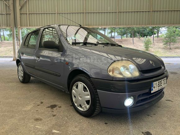 Sahibinden Renault Clio 1.4 RTA 2001 Model İstanbul