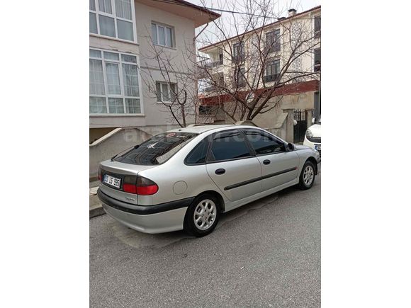 Sahibinden Renault Laguna 2.0 RTI 1996 Model 
