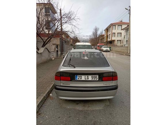 Sahibinden Renault Laguna 2.0 RTI 1996 Model 