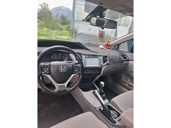 Sahibinden Honda Civic 1.6i VTEC Eco Elegance 2013 Model