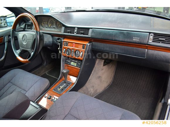 EŞREFOĞLU 1995 E200 KLİMA, MAUN, SUNROOF, EMSALSİZ