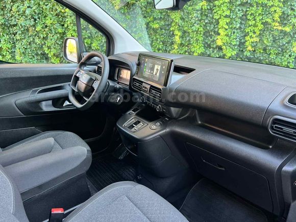 Galeriden Opel Combo 1.5 CDTI Essential 2026 Model Konya