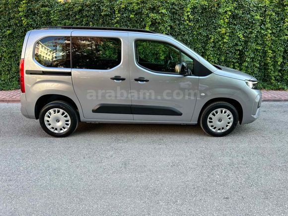 Galeriden Opel Combo 1.5 CDTI Essential 2026 Model Konya