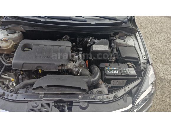 Sahibinden Kia Ceed 1.6 CRDi Concept Plus SW 2012 Model