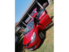 Sahibinden Renault Clio 1.5 dCi Sport Tourer Icon 2015 Model  310.500 km Kırmızı