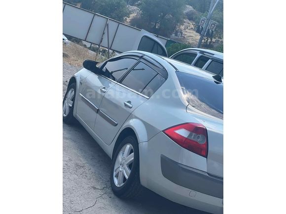 Sahibinden Renault Megane 1.6 Dynamique 2004 Model 