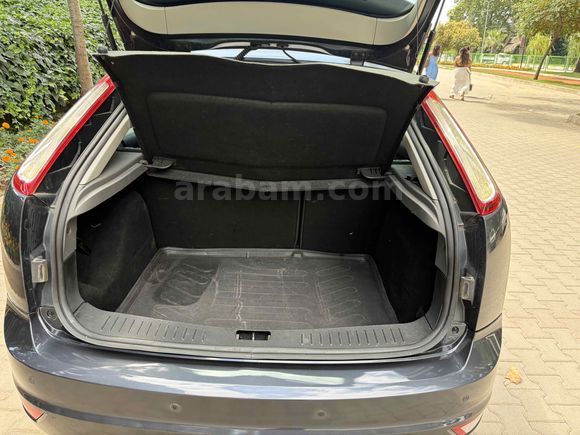 Galeriden Ford Focus 1.6 Comfort 2011 Model Manisa