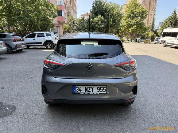HATASIZ DEĞİŞENSİZ HASAR KAYITSIZ 2025 GSR2 CLİO OTOMATİK