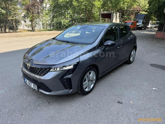 HATASIZ DEĞİŞENSİZ HASAR KAYITSIZ 2025 GSR2 CLİO OTOMATİK