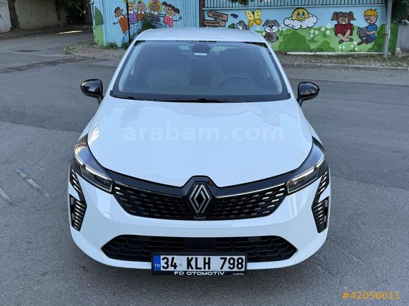 HATASIZ BOYASIZ DEĞİŞENSİZ HASAR KAYITSIZ 2024 CLİO OTOMATİK