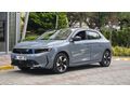 En dolu Corsa-E + park asist