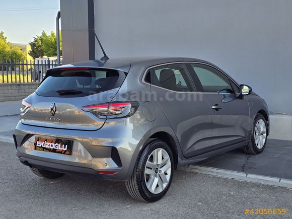 2025 CLİO EVOLUTİON GSR 2 HATASIZ BOYASIZ 24.000 KM K.K.TAKSİT