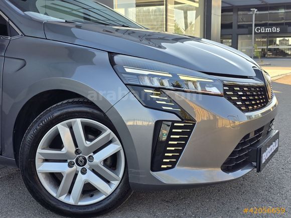 2025 CLİO EVOLUTİON GSR 2 HATASIZ BOYASIZ 24.000 KM K.K.TAKSİT