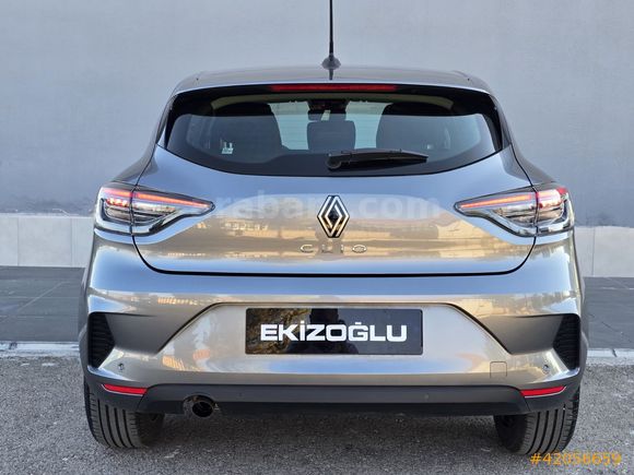 2025 CLİO EVOLUTİON GSR 2 HATASIZ BOYASIZ 24.000 KM K.K.TAKSİT