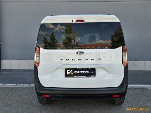 2024 FORD COURIER 1.5EcoBlue + TITANIUM + BOYASIZ + K.K.TAKSİT