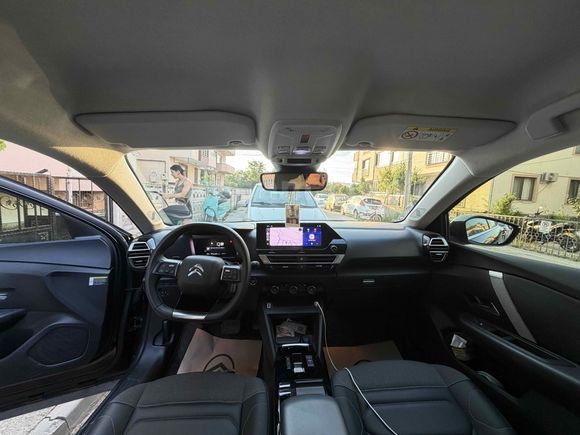 Sahibinden Citroen C4 1.2 PureTech Shine 2023 Model 