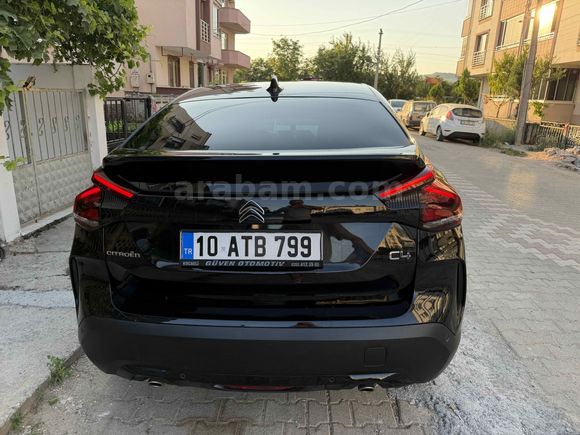 Sahibinden Citroen C4 1.2 PureTech Shine 2023 Model 
