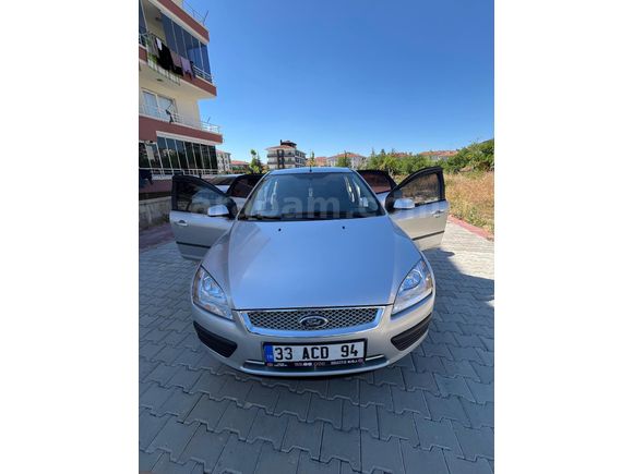 Memurdan temiz kullanılmış bakımlı Ford Focus