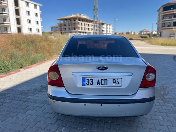 Memurdan temiz kullanılmış bakımlı Ford Focus