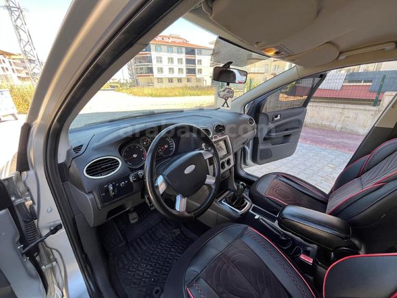 Memurdan temiz kullanılmış bakımlı Ford Focus