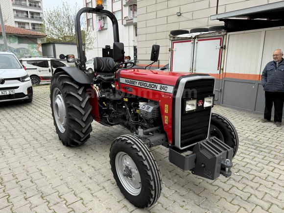 ATA TEKDUR TRAKTOR’den MASSEY FERGUSON 240 2023 MODEL SIFIR