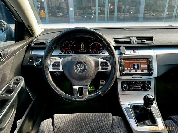 2011 PASSAT 1.6 TRENDELİNE MANUEL 171.000 KM